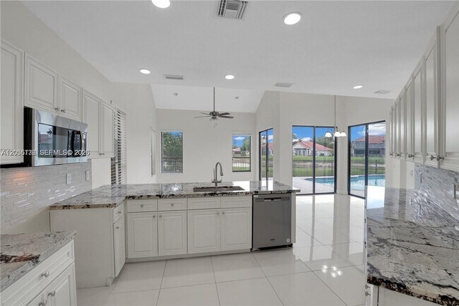 Building Photo - 22281 Tupelo Pl