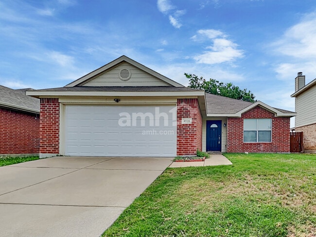 Building Photo - 8528 Hawkview Dr