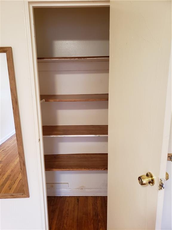 Foto del edificio - 1588 Remsen Ave