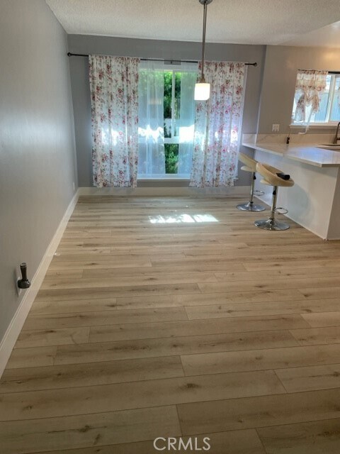 Foto del edificio - 3230 Merrill Dr