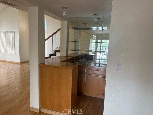 Foto del edificio - 4522 Feather River Rd