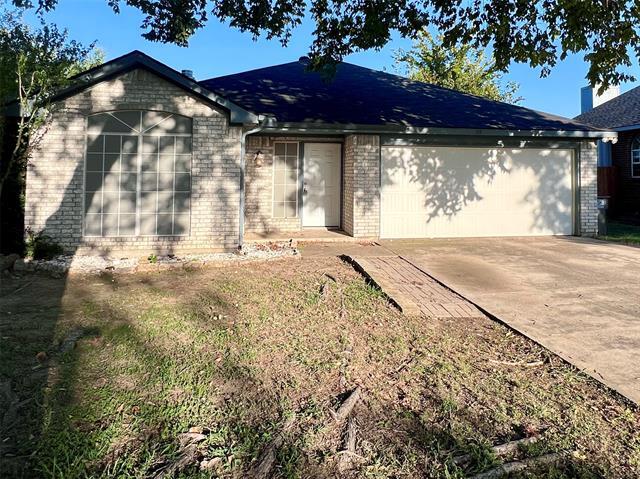 Building Photo - 118 S Rustic Trail