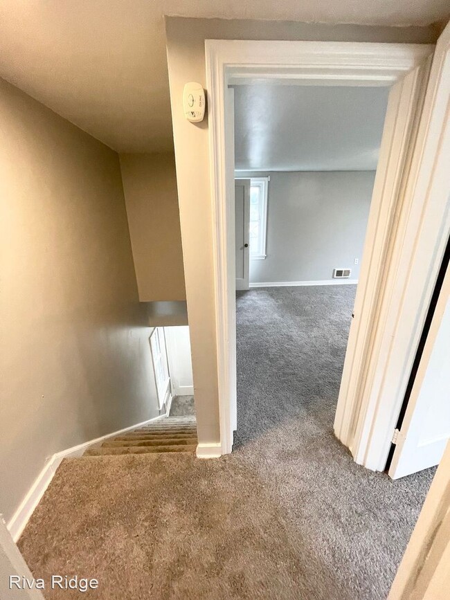 Building Photo - 2 br, 1 bath House - 160 Collins Drive