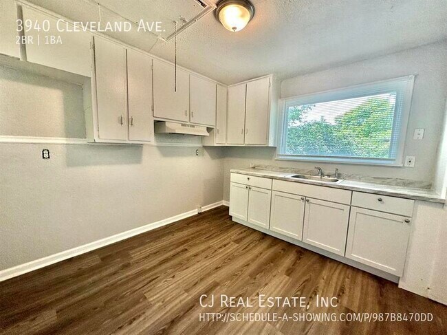 Building Photo - 3940 Cleveland Ave.