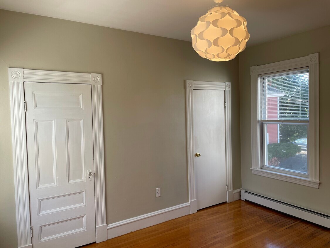 Foto del edificio - 198 Mammoth Rd