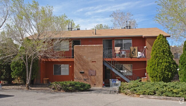 Building Photo - 405 Dorado Ct SE