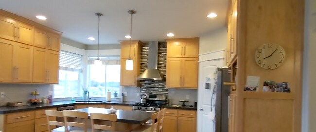 Foto del edificio - 4317 E 265 N