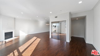 Foto del edificio - 1050 S Holt Ave