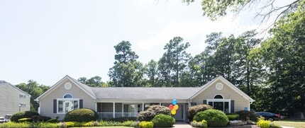 Building Photo - Woods of Jefferson