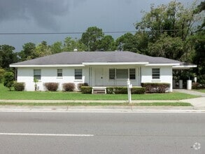 Building Photo - 10609 Middleground Rd