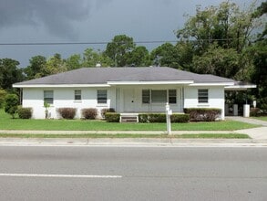 Building Photo - 10609 Middleground Rd