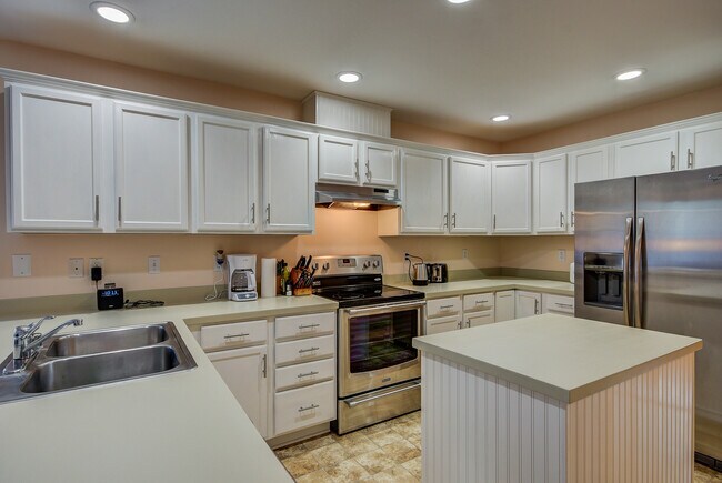 Foto del edificio - 3 Bedroom, 2 Bath House in Redwing Community