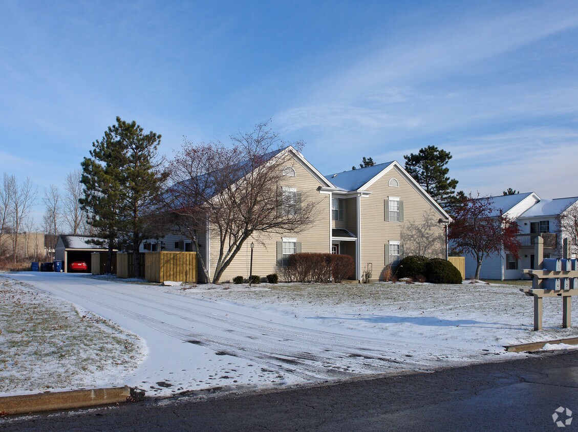 Primary Photo - 7468 Huntington Dr
