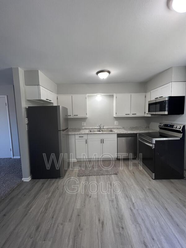 Foto del edificio - 10301 Medallion Dr