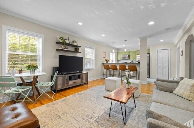 Foto del edificio - 27 Commonwealth Ave