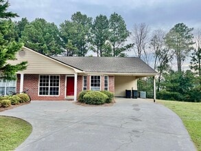 Building Photo - 4547-47 Cornerstone Dr
