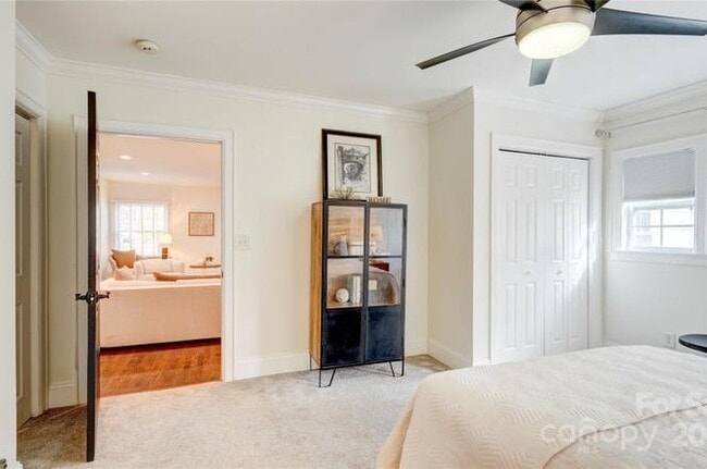 Foto del edificio - 2304 Laburnum Ave