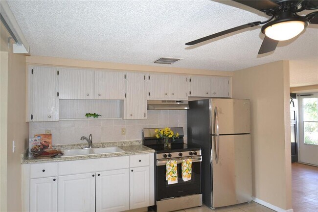 Foto del edificio - 2143 Chatlin Rd