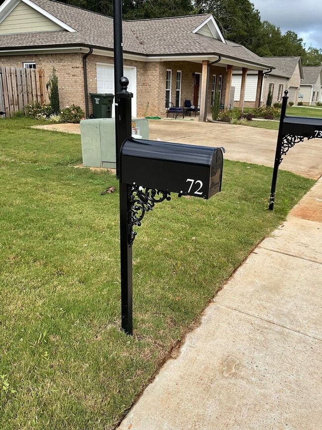 Building Photo - Home for Rent in Clanton, AL! Available to View Now!!!