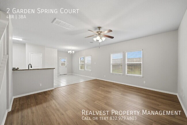 Foto del edificio - 2 Garden Spring Ct