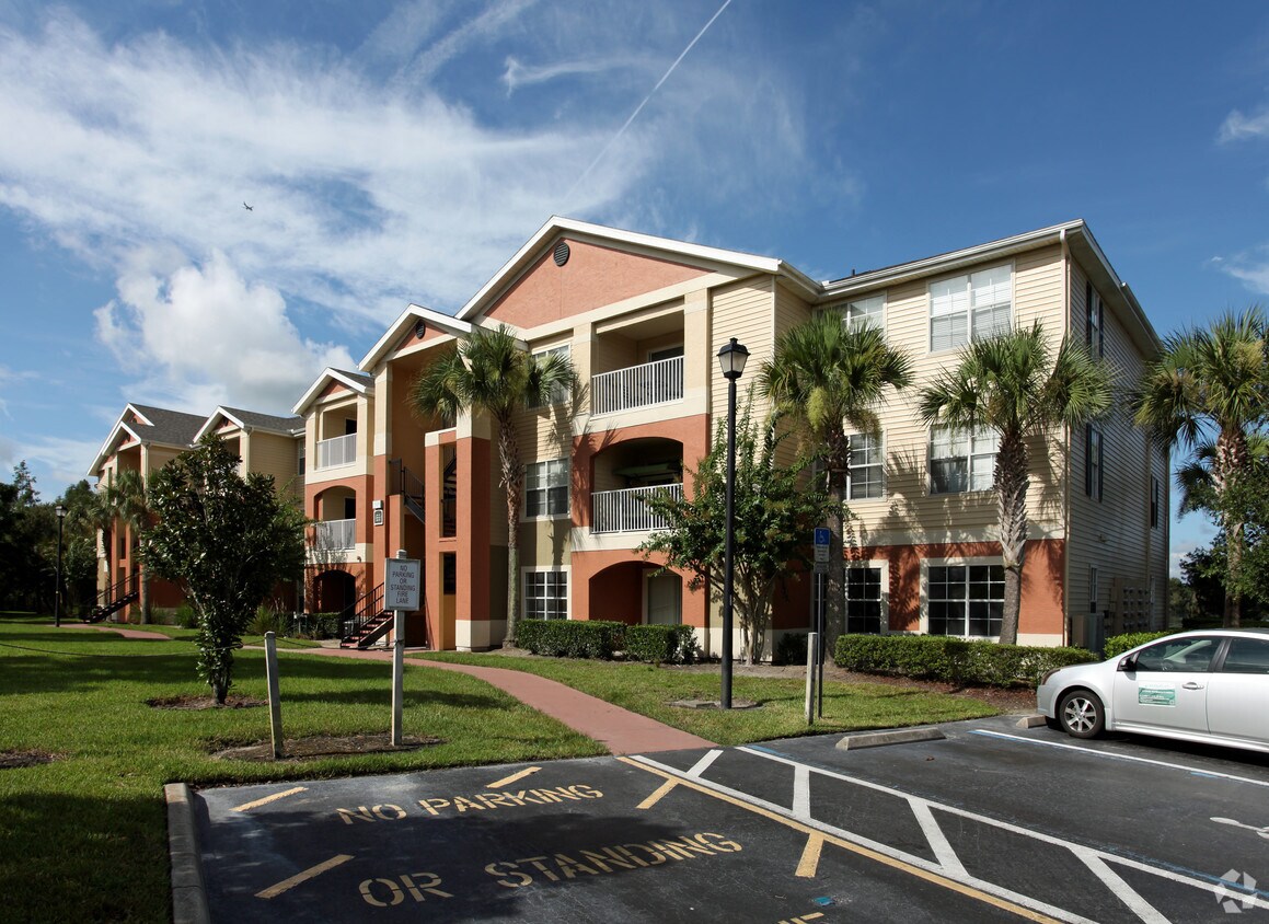 Villas At Lakeside Apartments - Oviedo Fl Apartmentscom