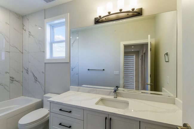 Photo du bâtiment - 10897 Morrisette Pl