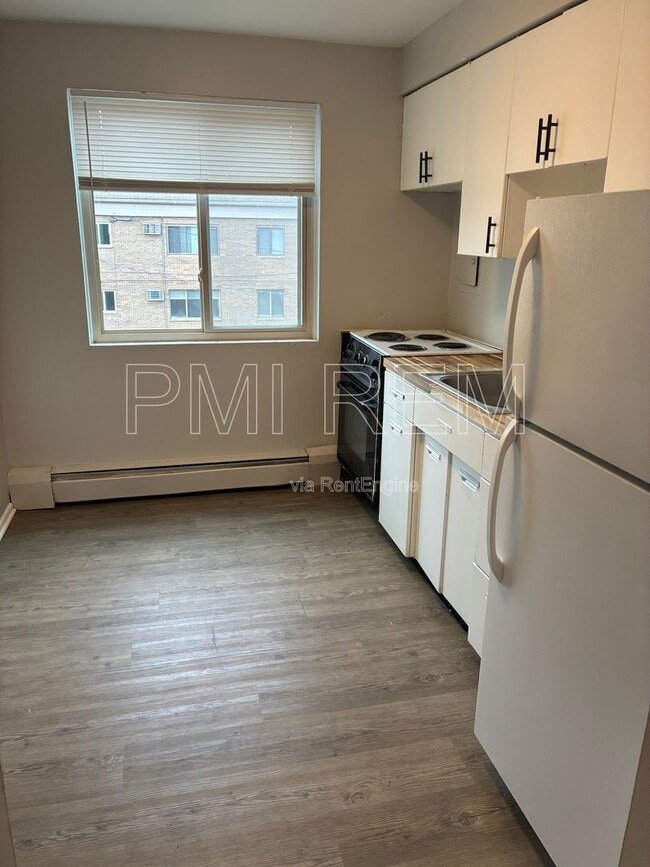 Foto del edificio - 14233 Triskett Rd