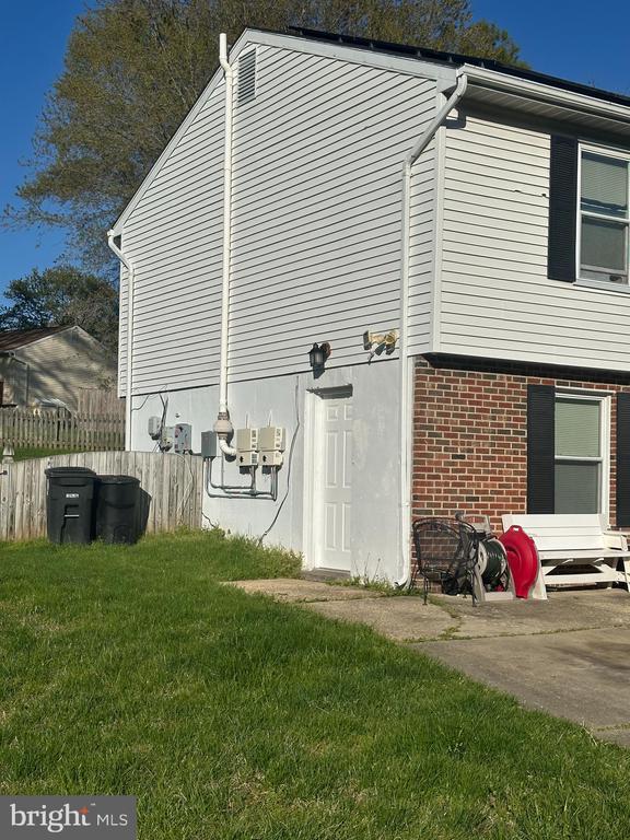 Foto principal - 12610 Thrush Pl