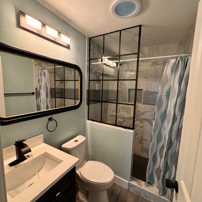 Photo - 7525 Birch St House