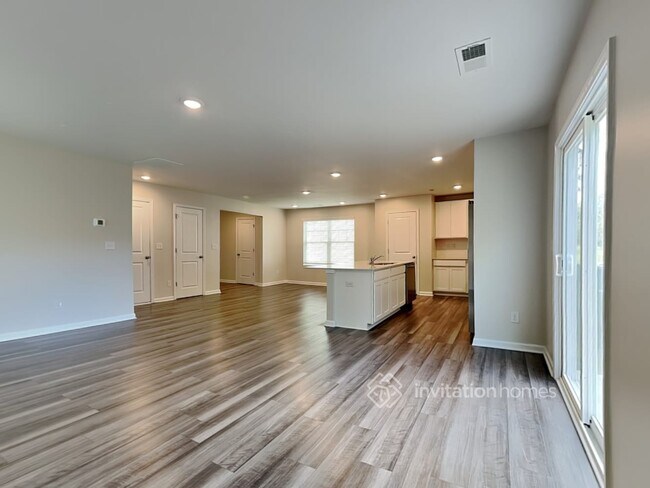 Foto del edificio - 5314 Cameron Cmns Pkwy