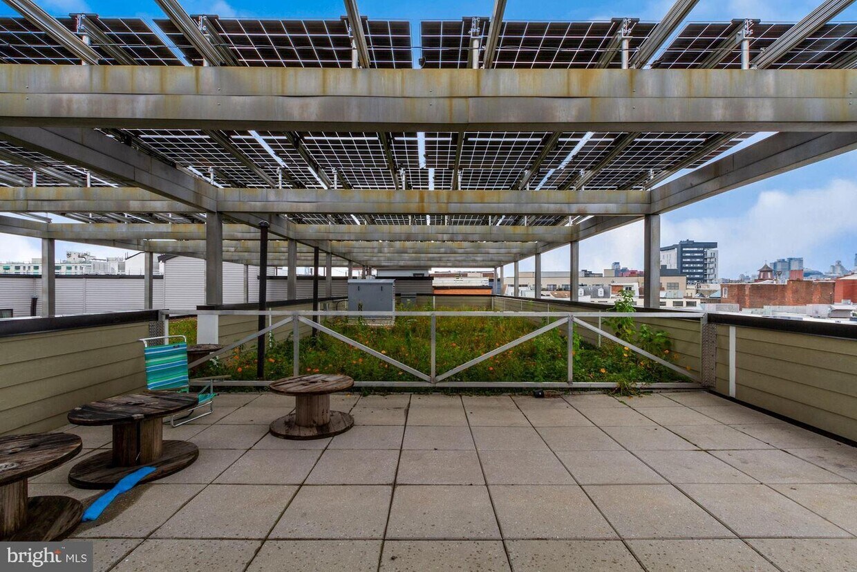 Foto principal - 152 W Laurel St