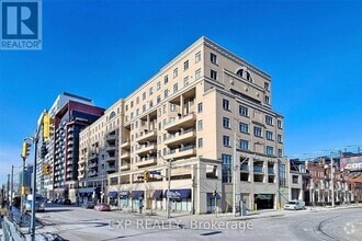 Building Photo - 58-550-550 Front St W