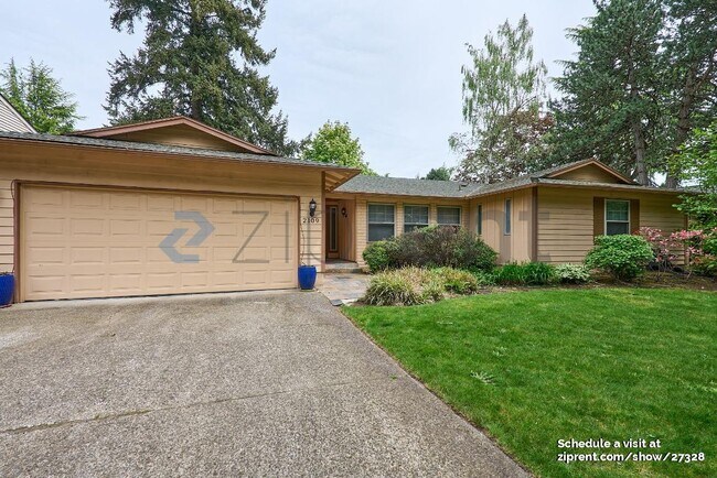 Building Photo - 2109 SE Talton Ave