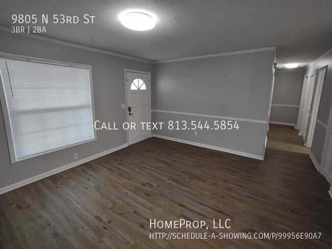 Building Photo - Vintage 3/2 in Temple Terrace