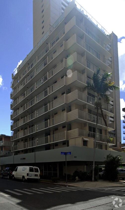Building Photo - 441 Lewers St