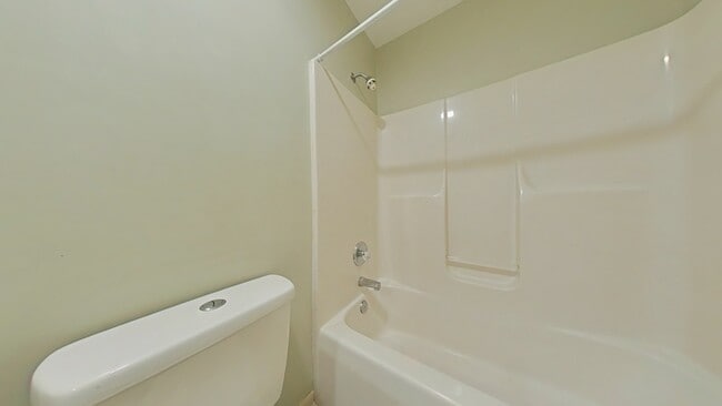 Building Photo - 3355 Galleria Dr