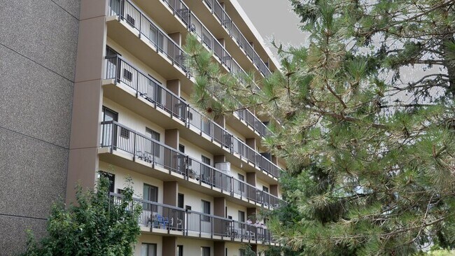Building Photo - 500 Carskadon Ln
