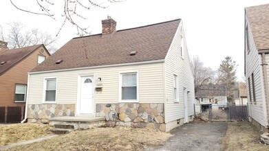 Building Photo - 34224 Stellwagen St