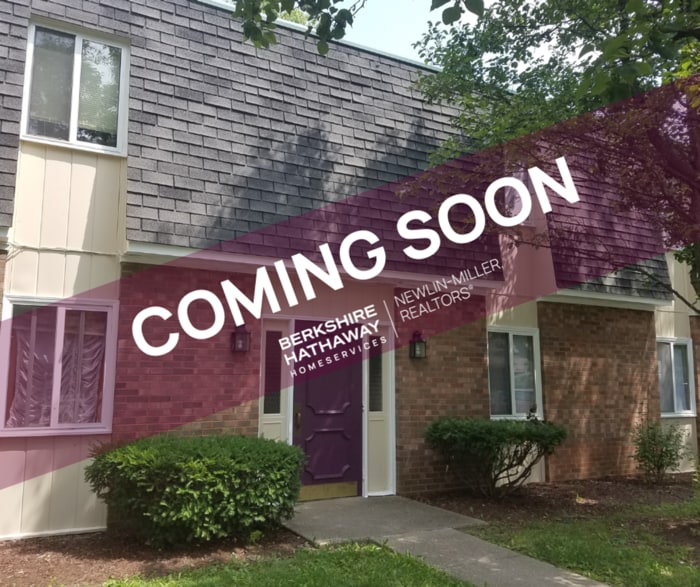 Primary Photo - 2 Bedroom 1st Floor Apartment by Baesler's...