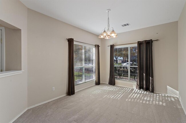 Building Photo - 11117 Los Comancheros Rd
