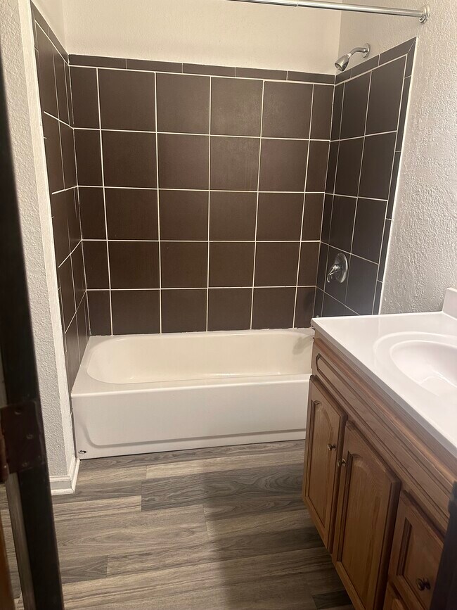 Foto del edificio - 11314 Indiana Ave