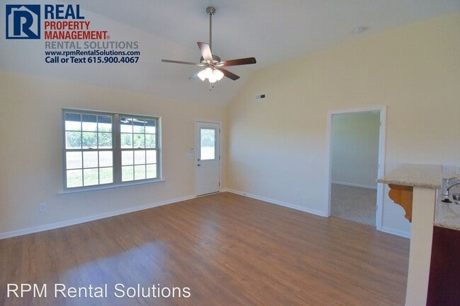 Building Photo - 3 br, 2 bath House - 204 Meadowbrook Dr.