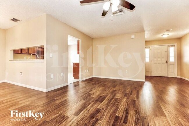 Building Photo - 7975 Knox Loop