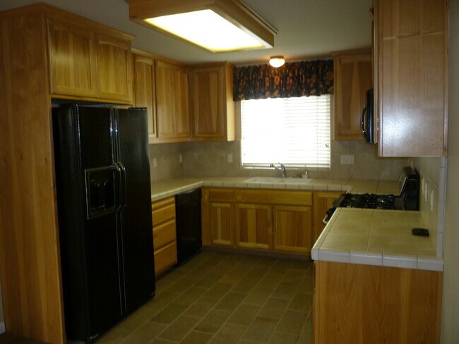 Foto del edificio - Cal Park Home built in the 2000's