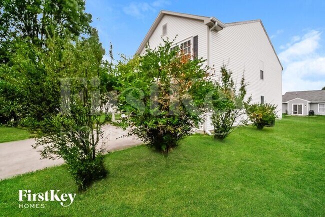 Foto del edificio - 3119 Hemlock Way