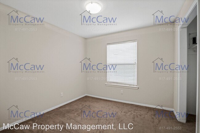 Building Photo - 3 br, 2 bath House - 513 Cambridge Dr.