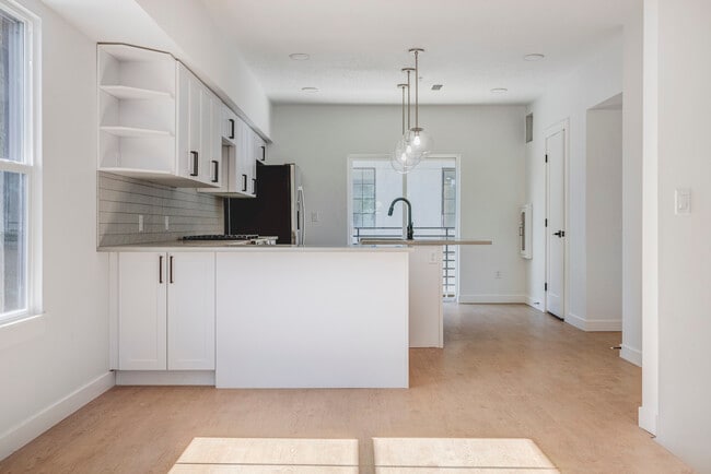 Building Photo - Gabbott's Row Townhomes