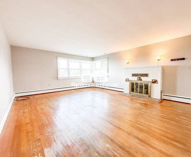 Foto del edificio - 15323 Liberty Rd