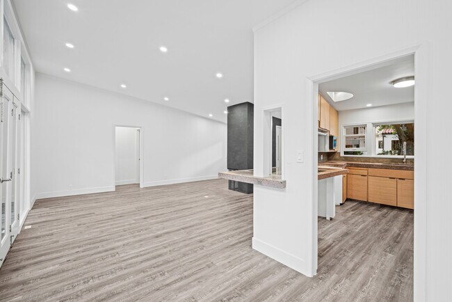 Plano de planta abierto - 1806 Benedict Canyon Dr