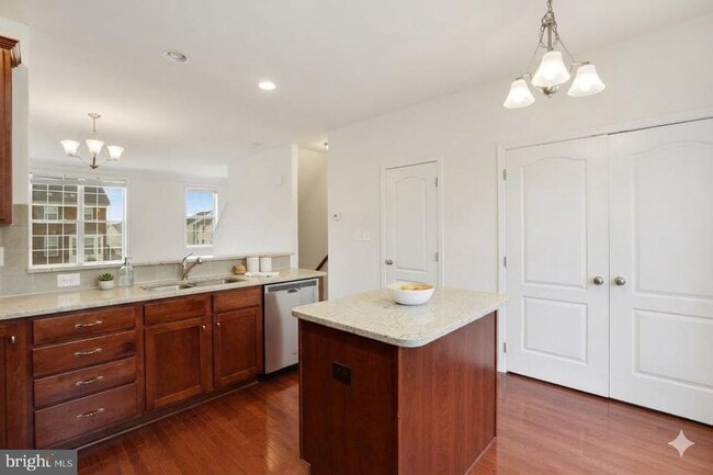 Building Photo - 43140 Whelplehill Terrace